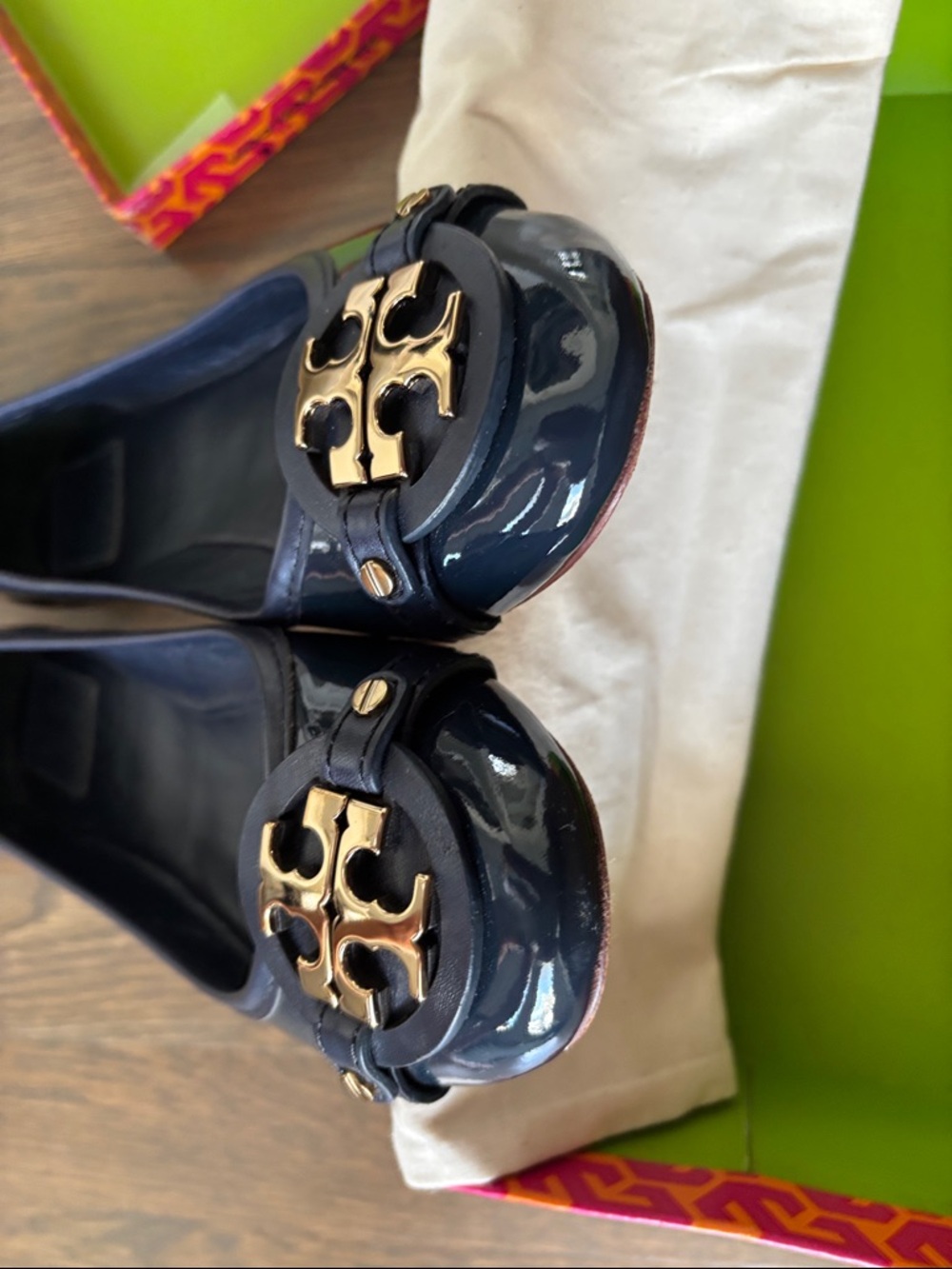 Tory Burch Navy Patent Logo Ballet Flats with Gold Emblem - Picture 3 of 5